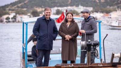 Foça’daki dev canlı yayında İzmir’in yol haritası çizildi! Başkan Cemil