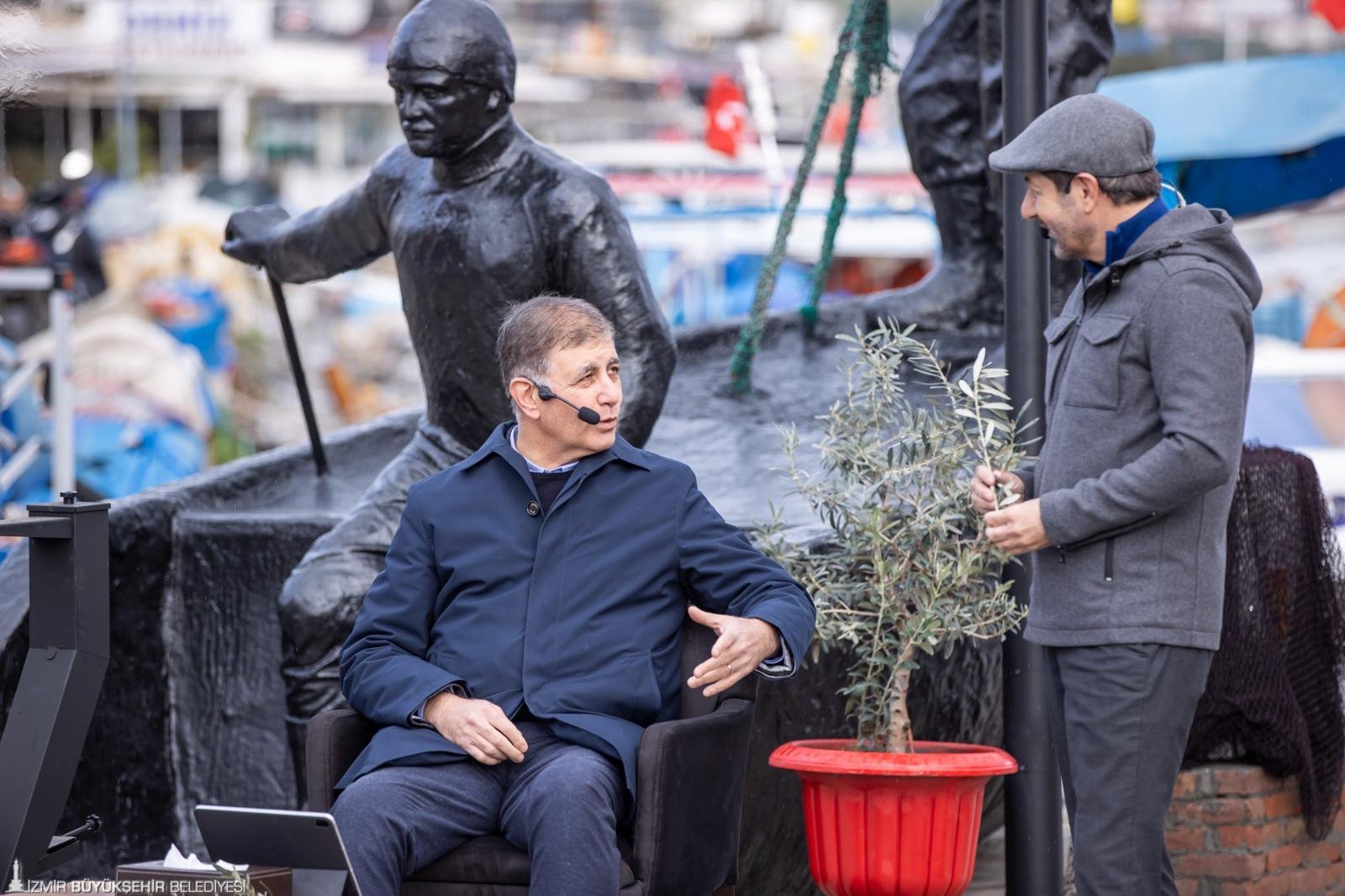 Başkan Tugay’dan İzmir’e 3 yıllık "Altın Çağ" sözü! Karşıyaka Stadı, opera ve 20 yeni İZMAR yolda