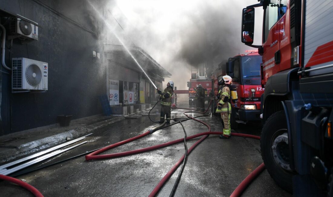 İzmir’de korku dolu dakikalar! Yedek parça dükkanında başlayan yangın sanayiyi