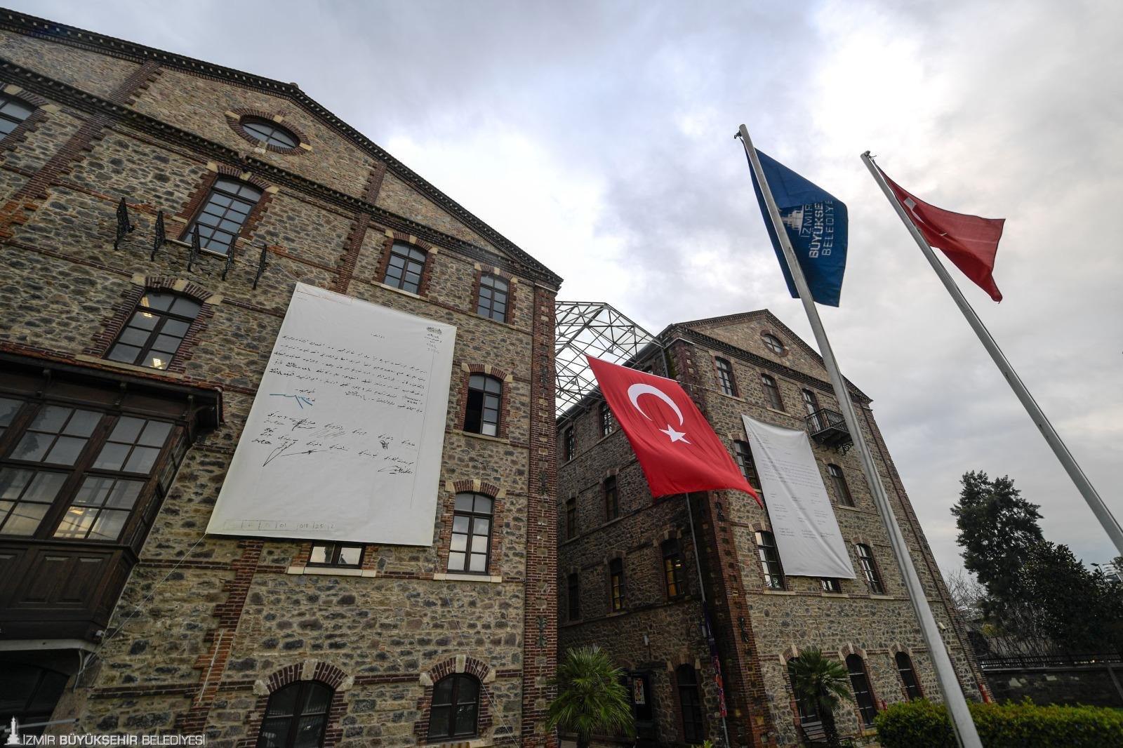 İzmir’den Vakıflar’a "Atatürk" imzalı yanıt 3 İzmir’den Vakıflar’a "Atatürk" imzalı yanıt