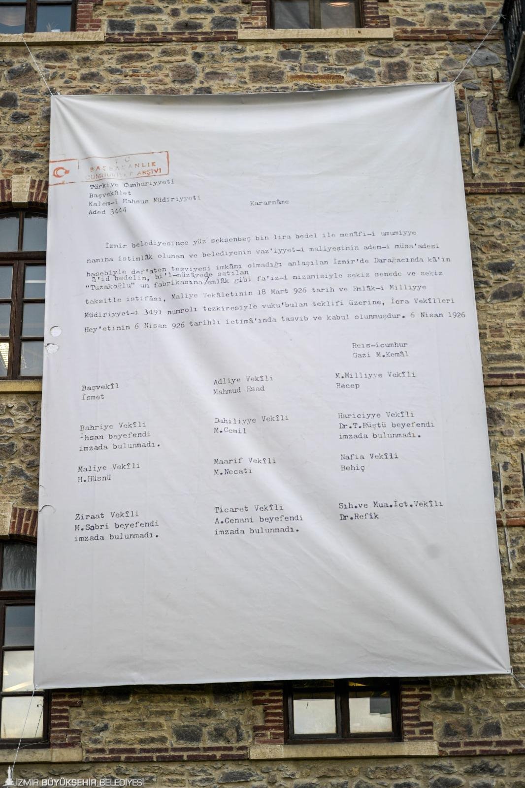 İzmir’den Vakıflar’a "Atatürk" imzalı yanıt 1 İzmir’den Vakıflar’a "Atatürk" imzalı yanıt