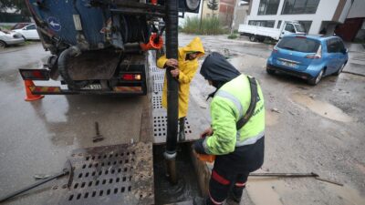 Meteoroloji verileri şoke etti! İzmir, bir aylık yağmuru 6 günde