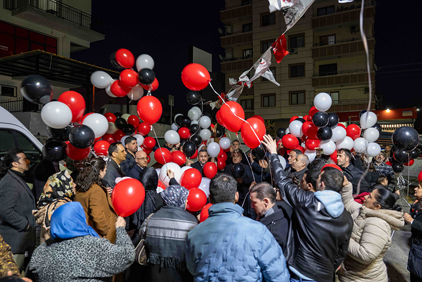 Hocalı’nın acısı Bornova’da yaşatıldı: 613 sivil, katliamın 33. yılında iki ayrı etkinlikle anıldı