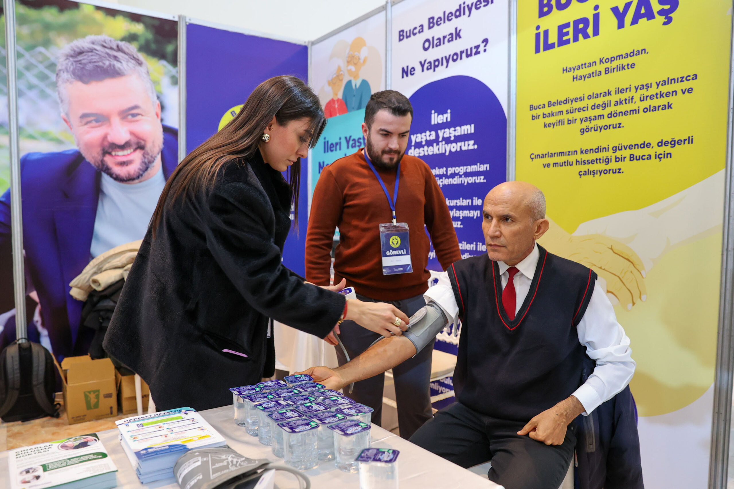 Buca'nın çınarları yalnız değil: Yaşlı dostu beledyecilik fuarın odağında 1 Buca'nın çınarları yalnız değil: Yaşlı dostu beledyecilik fuarın odağında