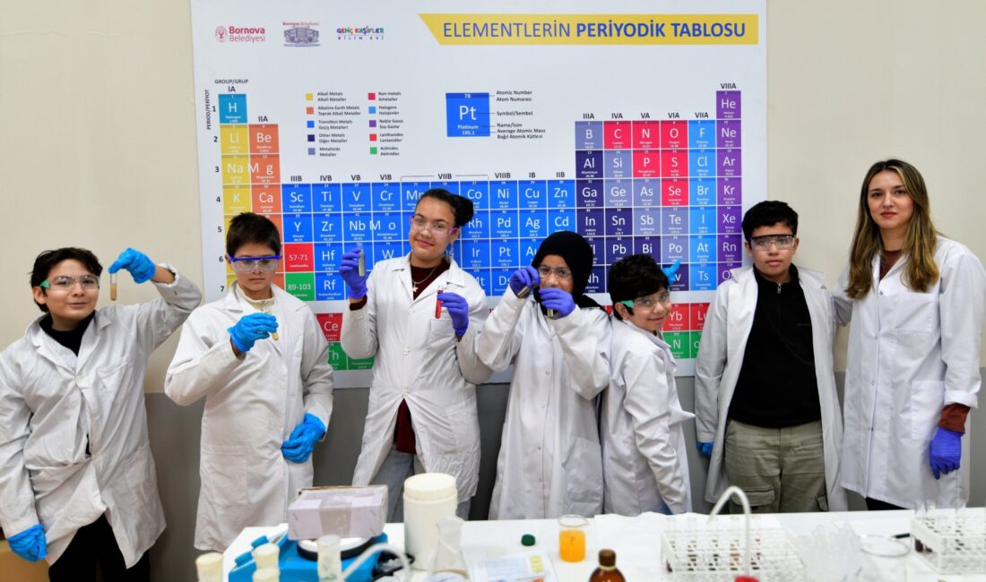 Çocuklar mutfağı laboratuvar, yemek tariflerini matematik formülü yaptı. Bornova Belediyesi'nin