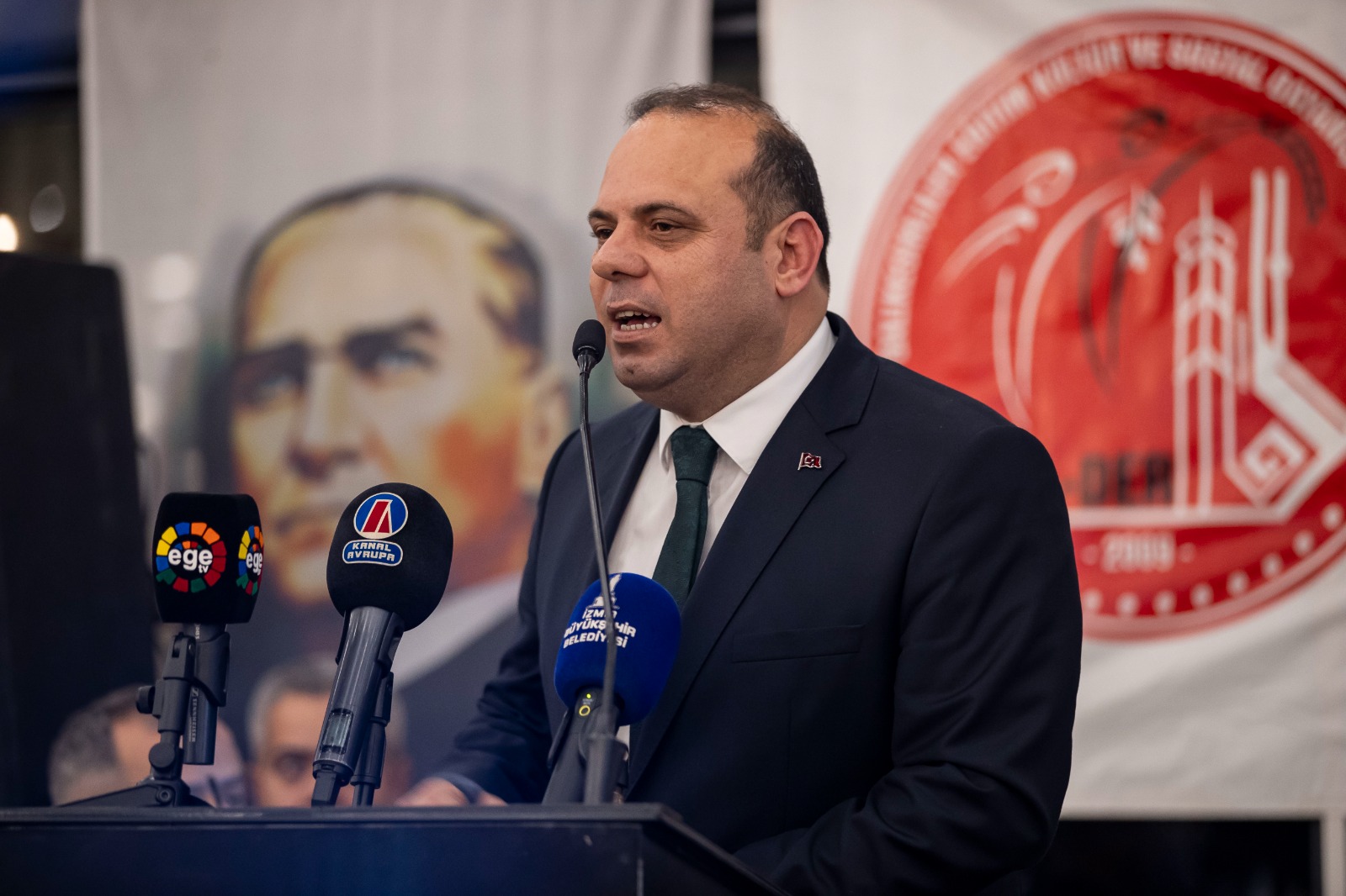 İzmir’de Balıkesir rüzgarı! Tugay’dan iftar sofrasında dayanışma çağrısı 6 İzmir’de Balıkesir rüzgarı! Tugay’dan iftar sofrasında dayanışma çağrısı