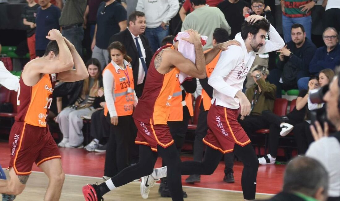 15 Şubat'ta Mustafa Kemal Atatürk Karşıyaka Spor Salonu'nda oynanan ve