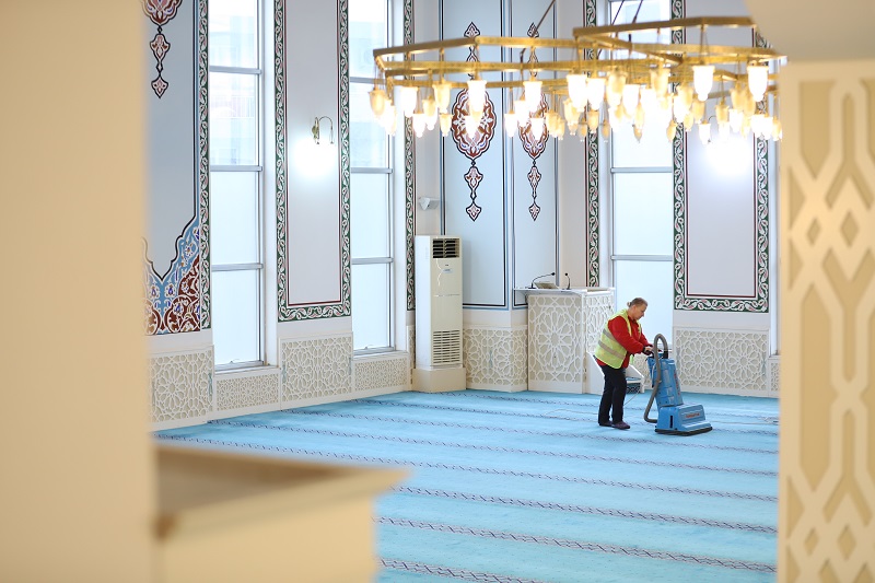 Menderes’te camiler Ramazan'a hazır: Gönül rahatlığıyla ibadet