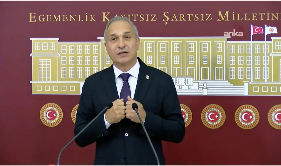 CHP Genel Başkan Yardımcısı Suat Özçağdaş, canlı yayında yaptığı zehir