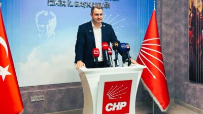 İzmir siyasetinde 'altyapı' polemiği alevlendi. CHP İzmir İl Başkanı Çağatay