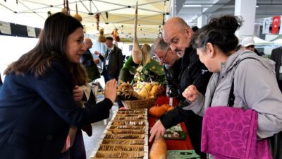 Bornova’da bugün gerçekleşen Tohum Takas Şenliği, Türkiye’nin dört bir yanından