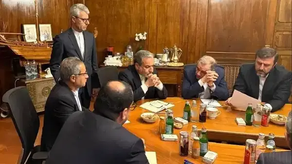 ABD heyetinde CENTCOM Komutanı'nın yer alması İran'ı ayağa kaldırdı. Nükleer