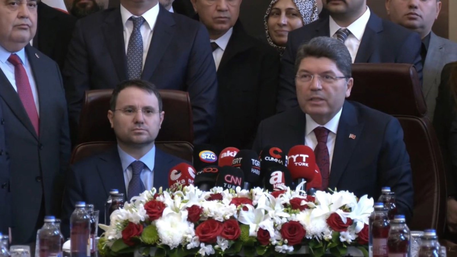 Yeni Adalet Bakanı Akın Gürlek, düzenlenen törenle görevi Yılmaz Tunç’tan