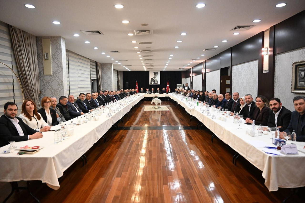 Ankara'da Mesut Özarslan istifasına 'ortak' yanıt: "Yerimiz de safımız da belli!"