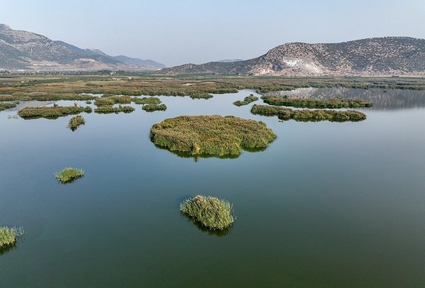 Belevi Gölü hayata döndü: Yağışlar can suyu oldu 1 Belevi Gölü hayata döndü: Yağışlar can suyu oldu