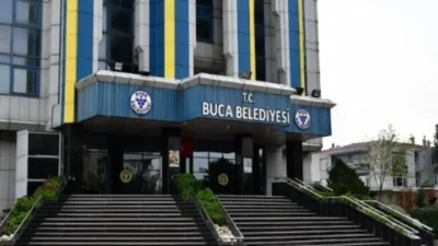 İzmir Buca Belediyesi, sabah saatlerinde düzenlenen “rüşvet ve usulsüz ruhsat”