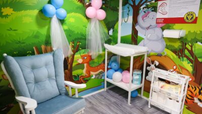 Bebeğimin altını nerede değiştireceğim?" stresi tarih oluyor. Buca Belediyesi, hijyenik