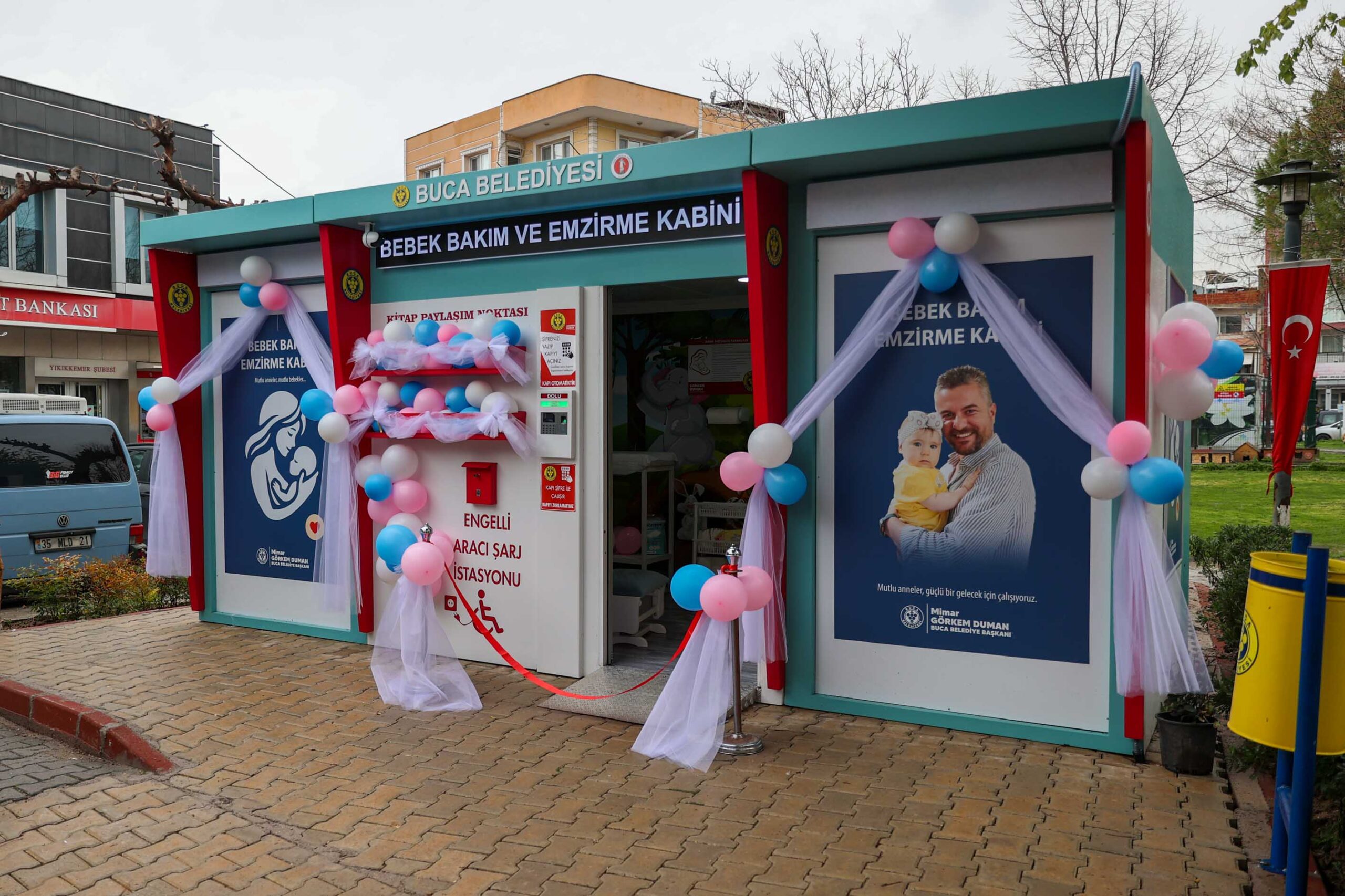Buca’da anne ve bebek dostu yeni hizmet: Bebek bakım ve emzirme kabinleri açıldı 1 Buca’da anne ve bebek dostu yeni hizmet: Bebek bakım ve emzirme kabinleri açıldı
