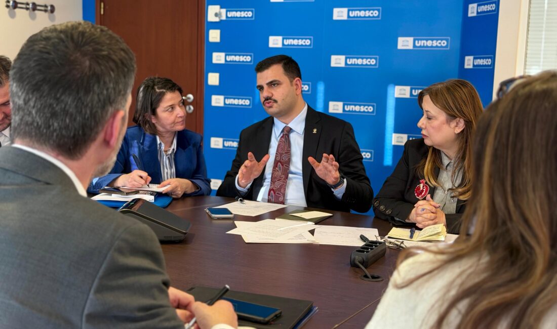 AK Parti Genel Sekreteri ve İzmir Milletvekili Eyyüp Kadir İnan,