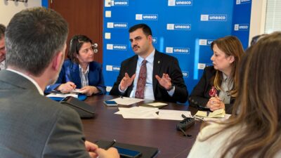 AK Parti Genel Sekreteri ve İzmir Milletvekili Eyyüp Kadir İnan,