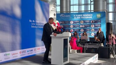 Dünyanın önde gelen tarım fuarlarından 21. Agroexpo, İzmir'de kapılarını açtı.