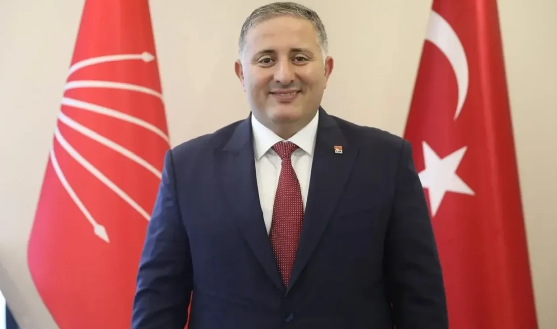 Buca’da ipler koptu! Çağdaş Kaya ve yönetimi, istifa ederek sandığı