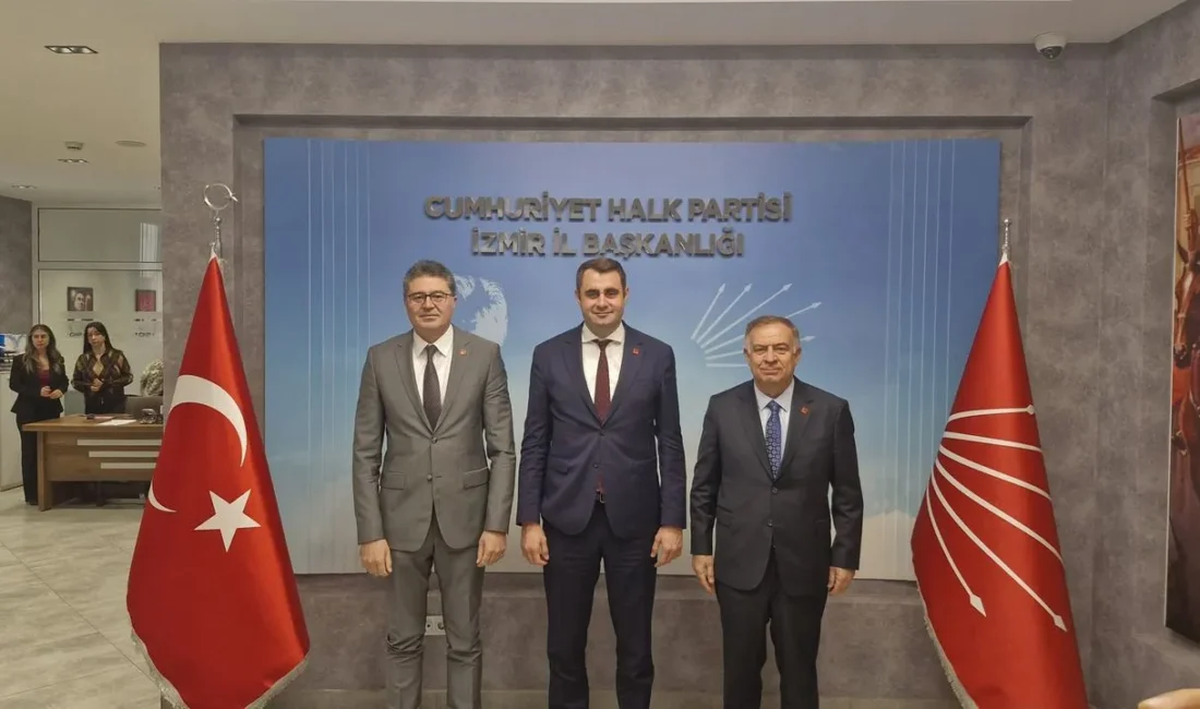 CHP’li iki dev isim İzmir’de krizin kalbine indi. Çağdaş Kaya’nın