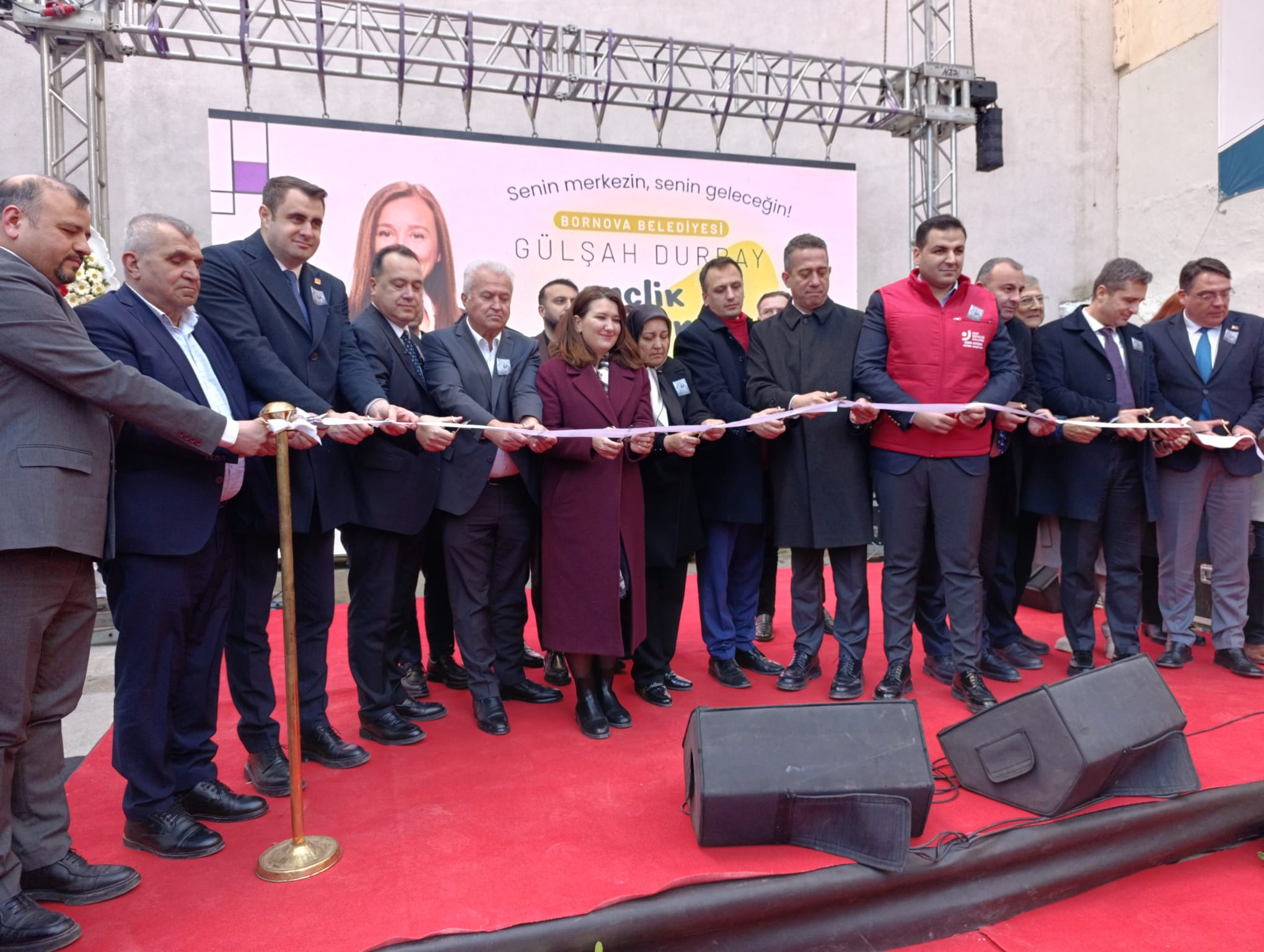 Başarır'dan sert sözler: Yüreğin yetiyorsa beraber sokağa çıkalım!