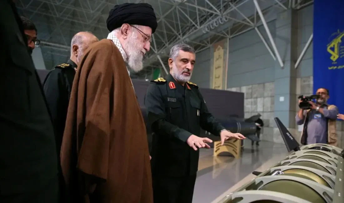 İsrail basını, Tel Aviv'in elinde İran rejiminin tüm lider kadrosunu