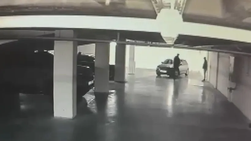 Otoparkta çuvallarla bekletilen 30 milyon dolar çalındı!