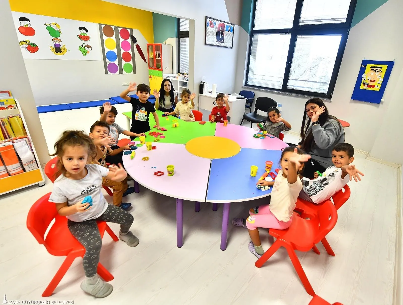 Büyükşehirden 'Kreş genelgesine' yanıt: 'Çocuklarımızı yalnız bırakmayacağız'