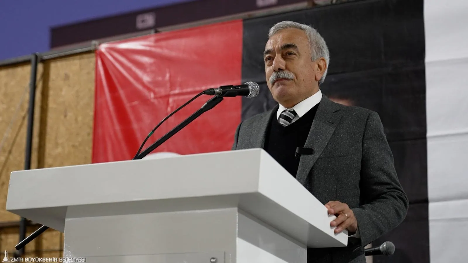 Gaziemir’de ramazan bereketi: İzmir Büyükşehir’in ilk iftar sofrası kuruldu!