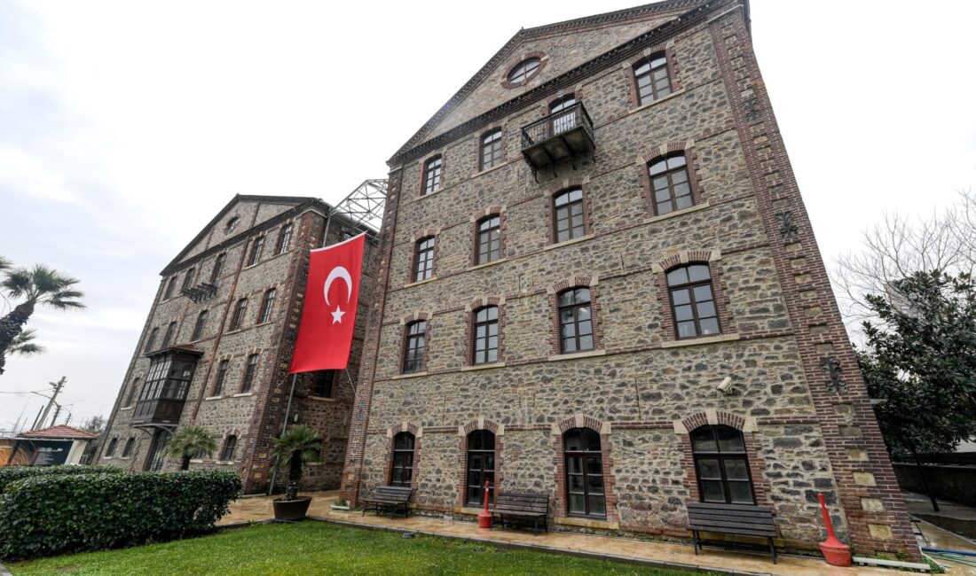 Direnişin 3. gününde Vakıflar Genel Müdürü Sinan Aksu sessizliğini bozdu.