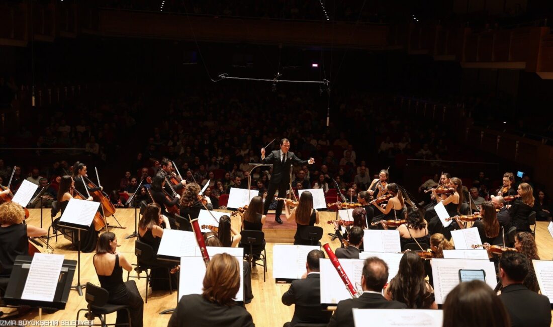 İzmir Büyükşehir Belediyesi’ne bağlı İzmir Oda Orkestrası, Ahmed Adnan Saygun