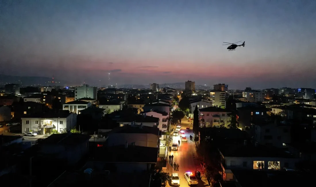 İzmir polisi, teknik takibin ardından 24 adrese eş zamanlı çöktü!