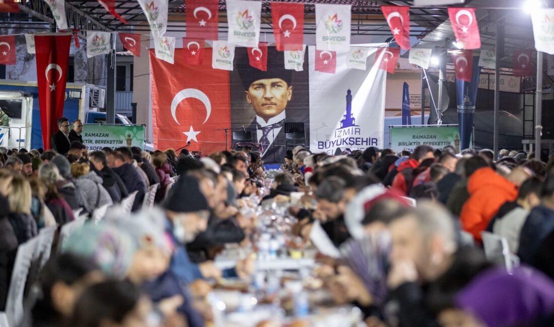 İzmir Büyükşehir Belediyesi Ramazan bereketini meydanlara taşıyor! Gaziemir’den başlayıp Urla’da