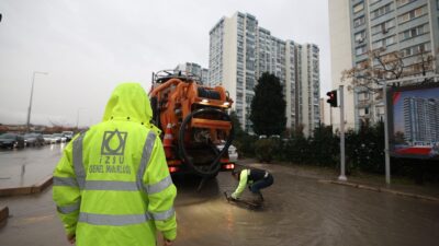 Turuncu alarm sonrası kriz masası kuran İzmir Büyükşehir Belediyesi, kent
