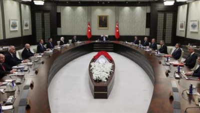Ankara'da dün gece yarısı gerçekleşen Adalet ve İçişleri Bakanlığı operasyonunun