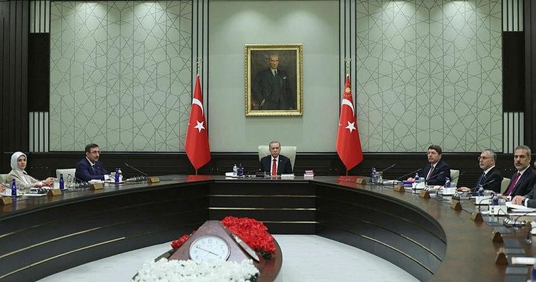 Cumhurbaşkanlığı Kabinesi, yaklaşık üç haftalık bir aranın ardından Beştepe’de kritik