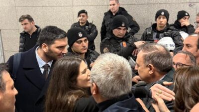 Çeşme Belediye Başkanı Lâl Denizli, uyuşturucu soruşturması kapsamında İstanbul Cumhuriyet