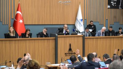 İzmir Büyükşehir Belediye Meclisi Şubat ayı üçüncü birleşimi, geçtiğimiz günlerde