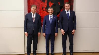 DEMOKRAT GÜNDEM- İzmir Büyükşehir Belediye Başkanı Cemil Tugay ve CHP