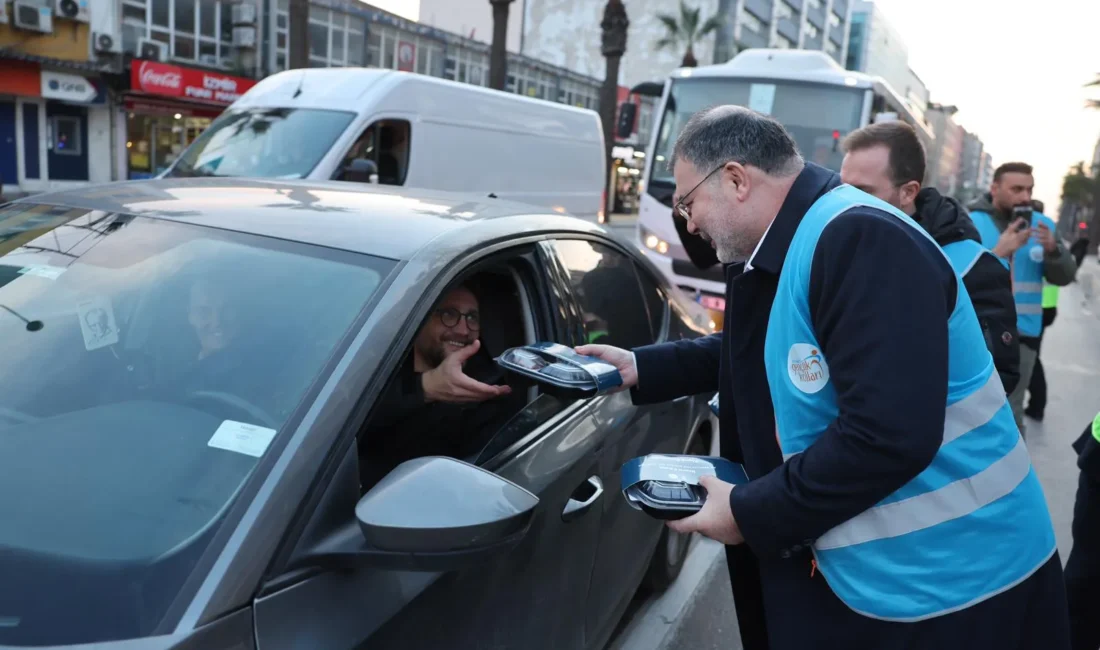 AK Parti İzmir İl Başkanı Bilal Saygılı, Basmane Meydanı’nda düzenlenen