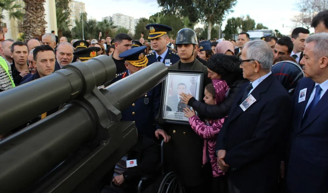 41 yaşındaki kahraman pilotumuz İbrahim Bolat, memleketi İzmir'de son yolculuğuna