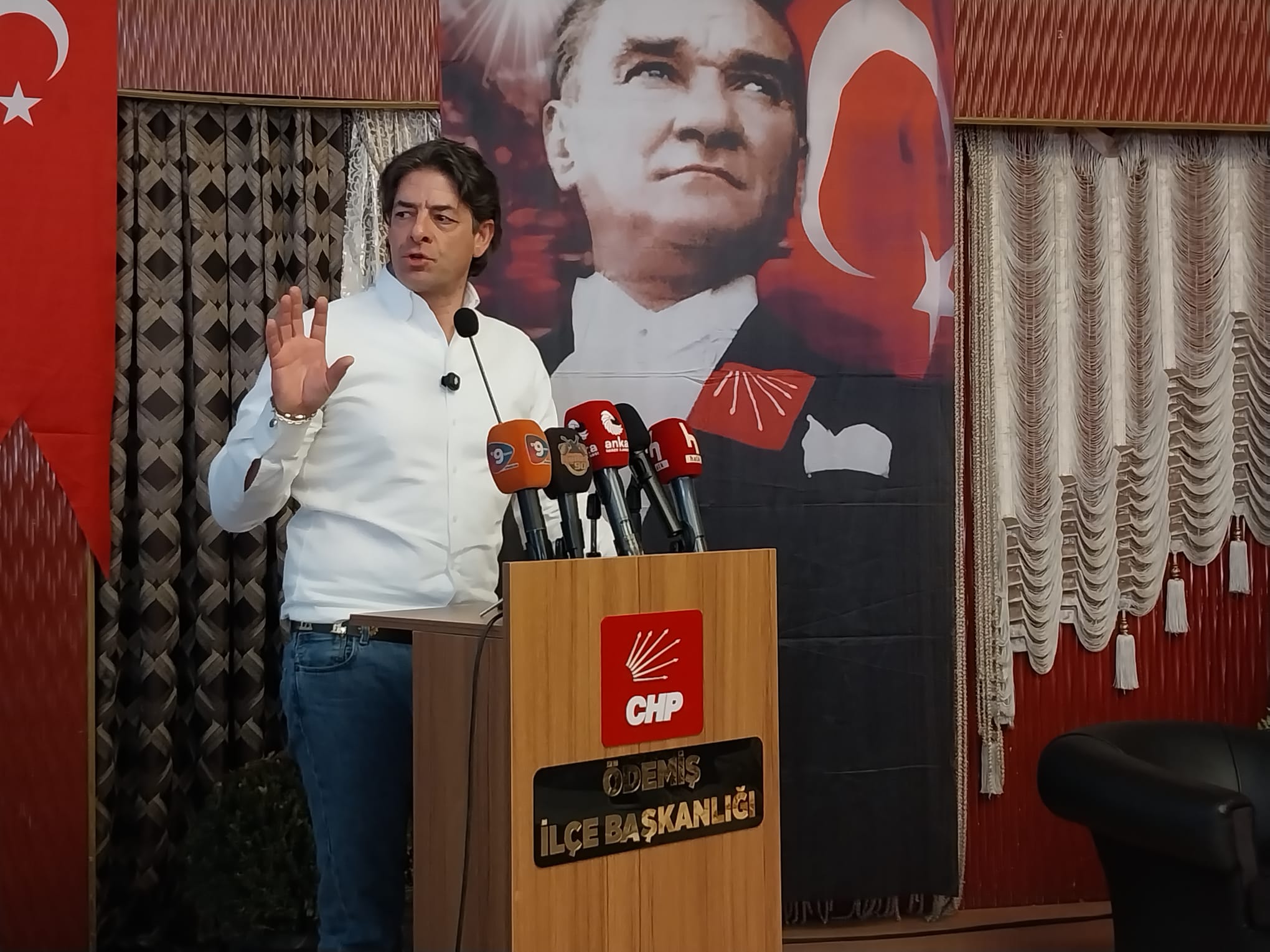 CHP Tarım ve Orman Politikaları Kurulu Başkanı Sencer Solakoğlu, İzmir