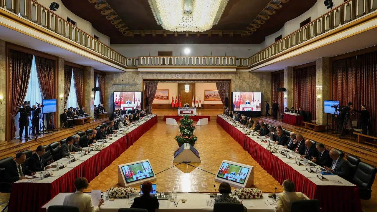 Ortak rapor komisyondan geçti