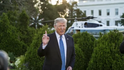 ABD Başkanı Donald Trump, İran ordusunun Hürmüz Boğazı üzerinde devriye