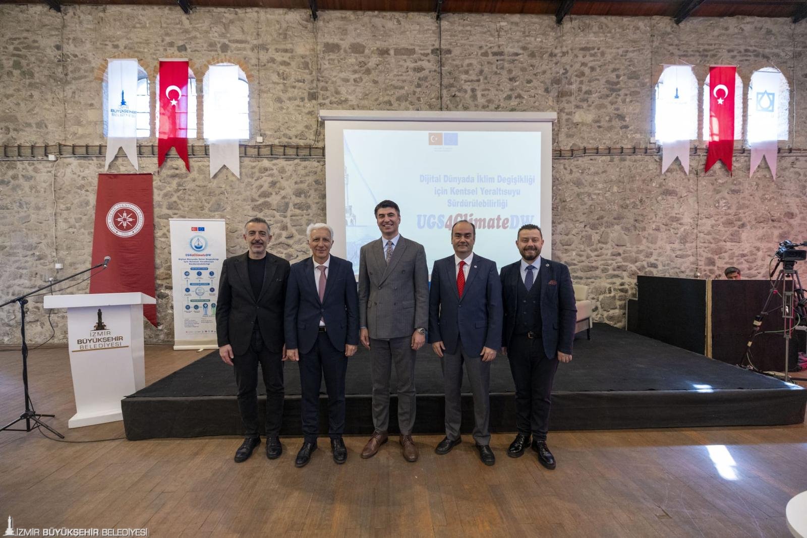 İzmir için 8 saatlik 'Su Zirvesi': Deniz suyu mu; yeraltı suyu mu?