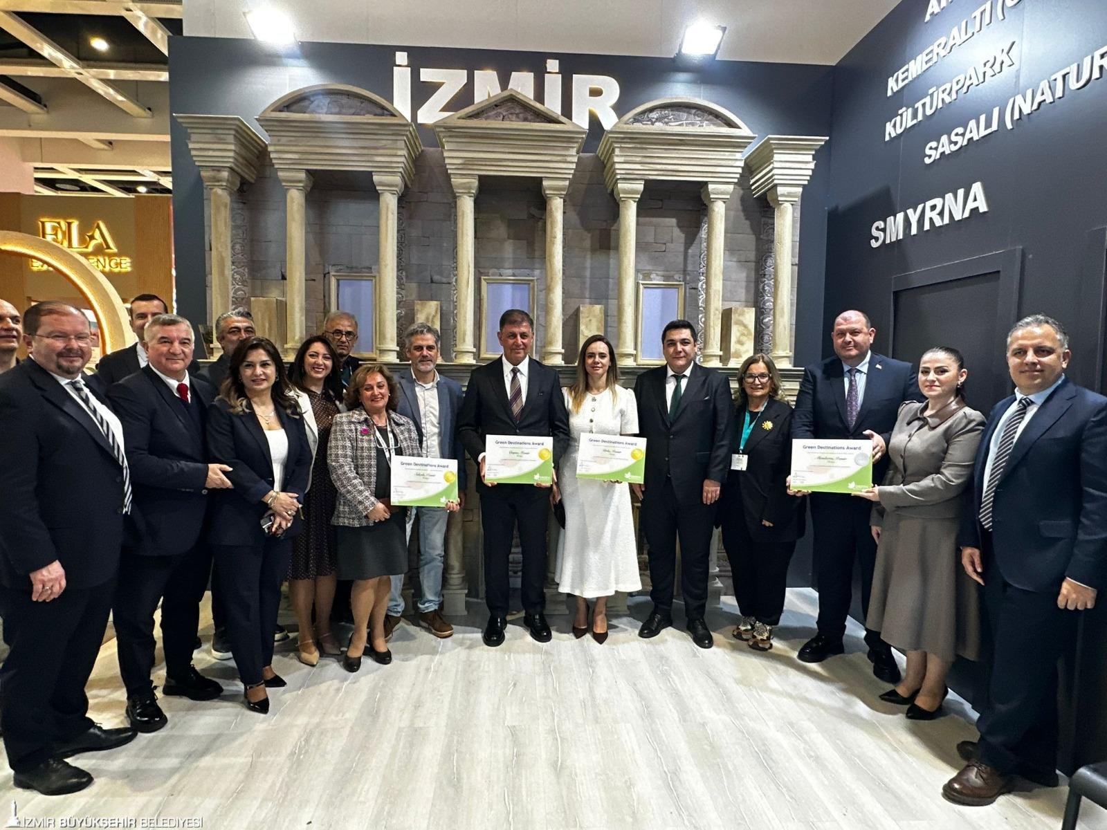 Dünya sahnesinde tarihi başarı: Berlin’de "İzmir" rüzgarı!