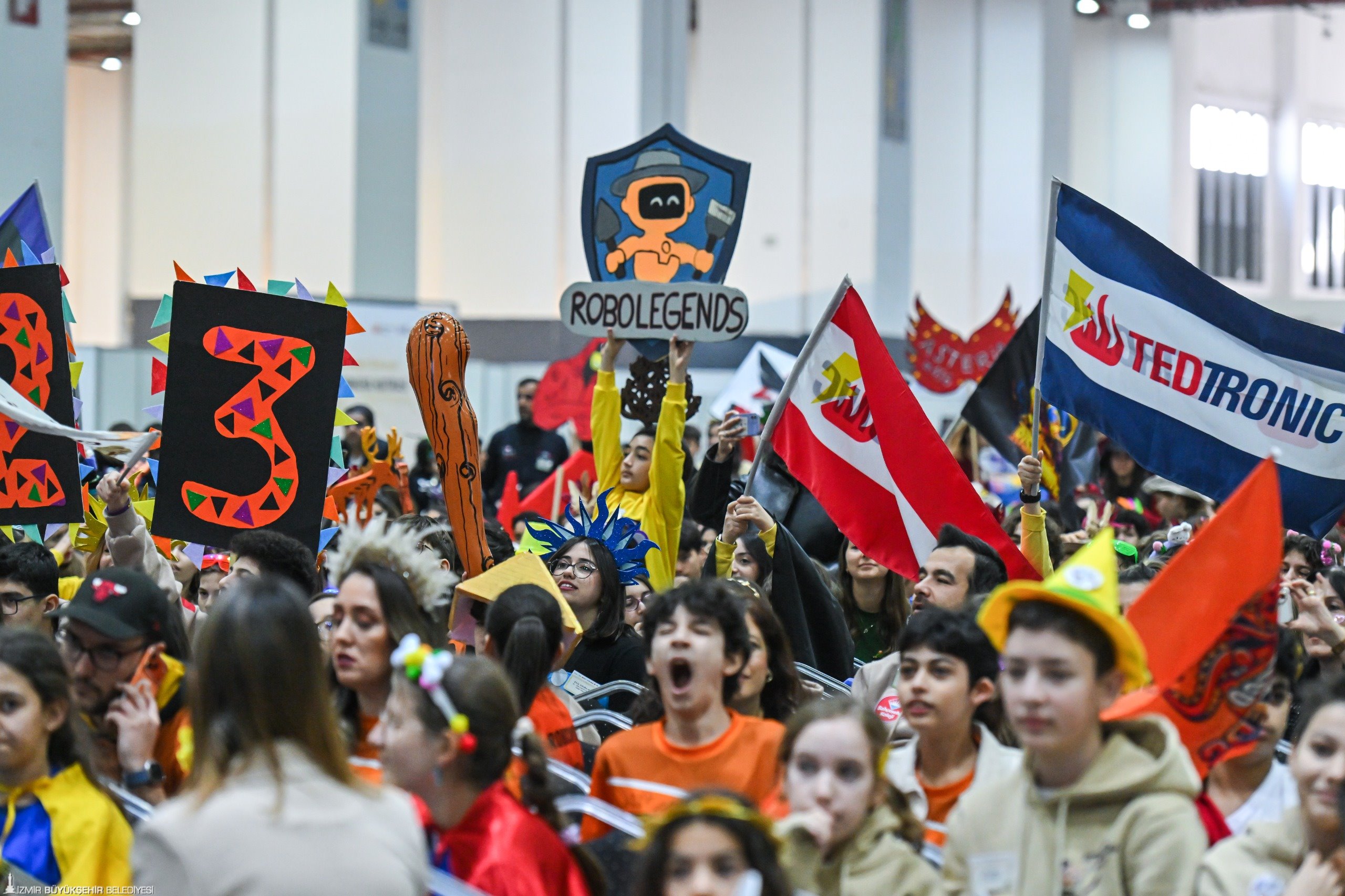 FIRST LEGO League Ulusal Turnuvası Fuar İzmir’de: 74 takım, 750 'bilim kahramanı' yarışıyor!